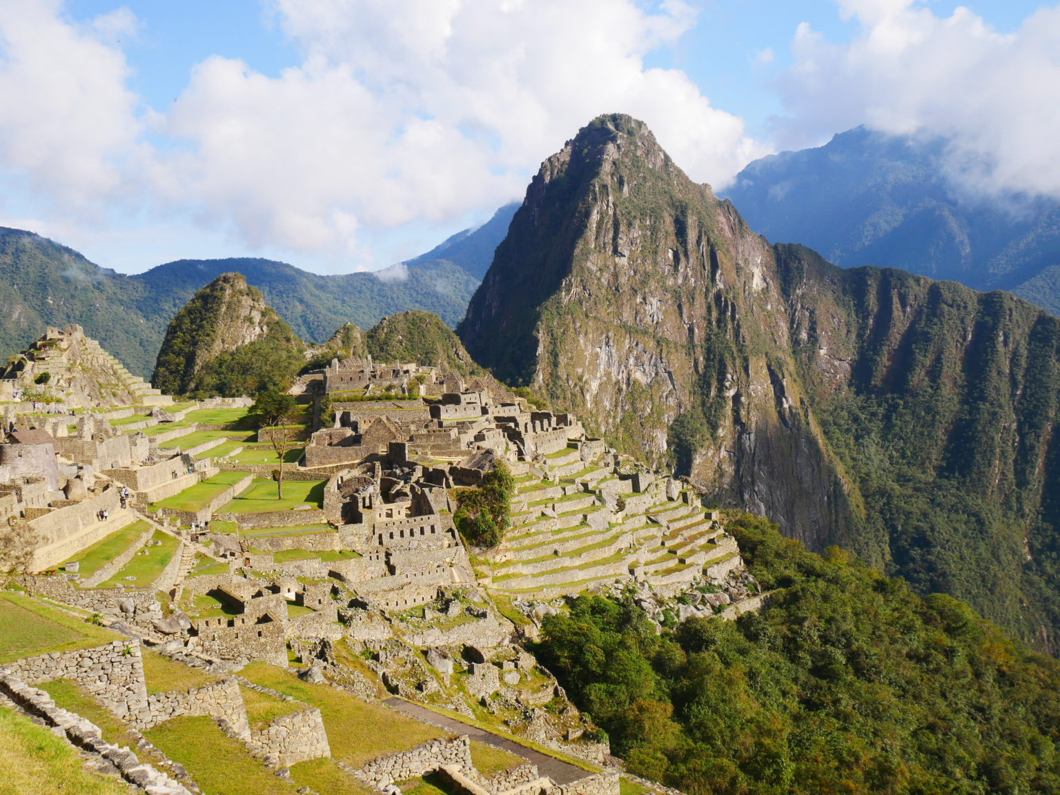 How to travel to Machu Picchu on a budget